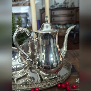 Silver Plated Footed Teapot‎